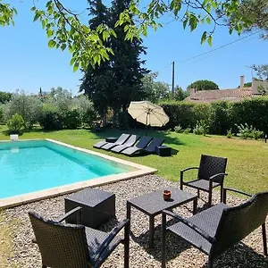  Ferienhaus Les Cabanons De L'oliveraie Frankreich