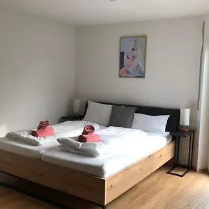 Gemütliches Mit Eigener Terrasse Apartment